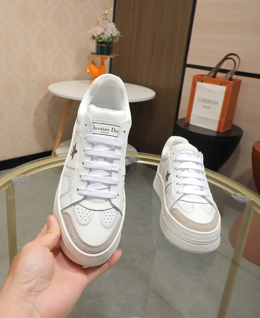 👟👟Ex-factory price 480👟👟 DIOR Dior's new thick-soled sports white shoes, made of first-layer cowhide, breathable mesh inside, sheepskin for foot pads, and lightweight outsole. Size: 35-40 (41 customized)